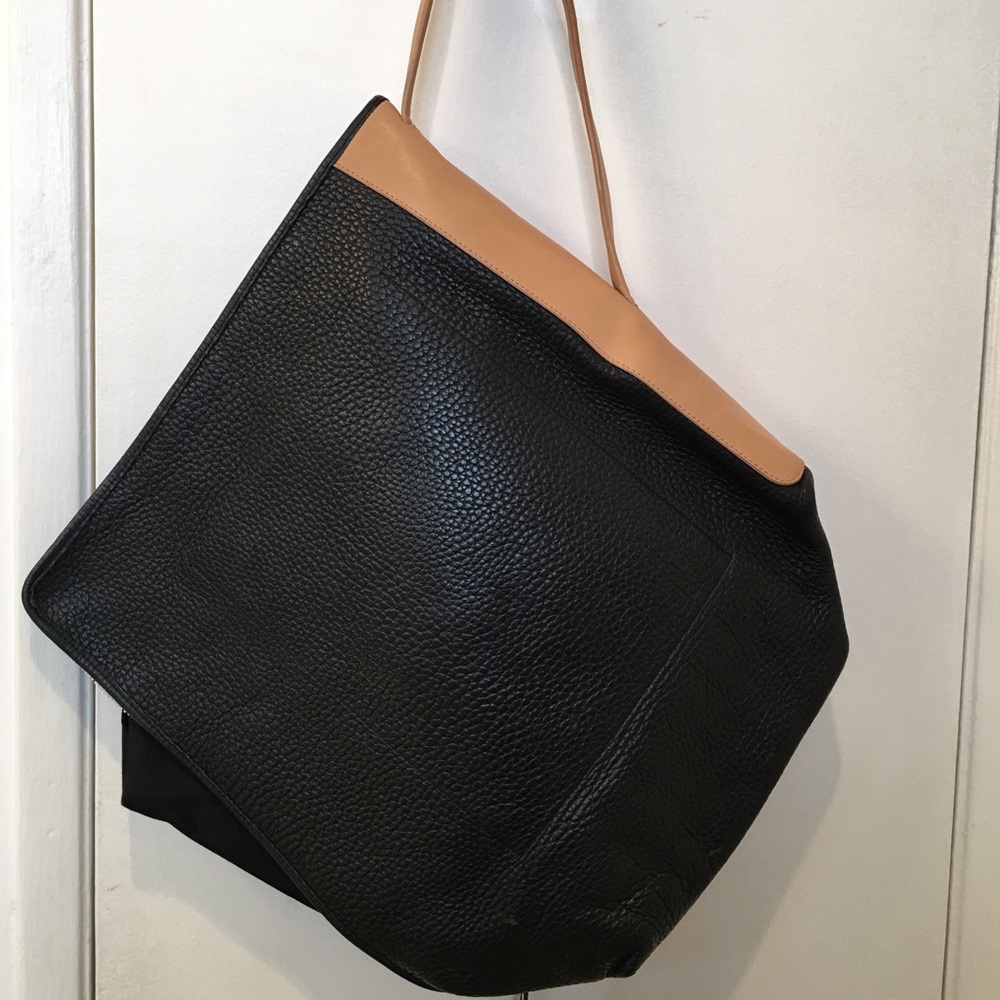 L.A.M.B. Calli Tote, black leather - Picture 7 of 8